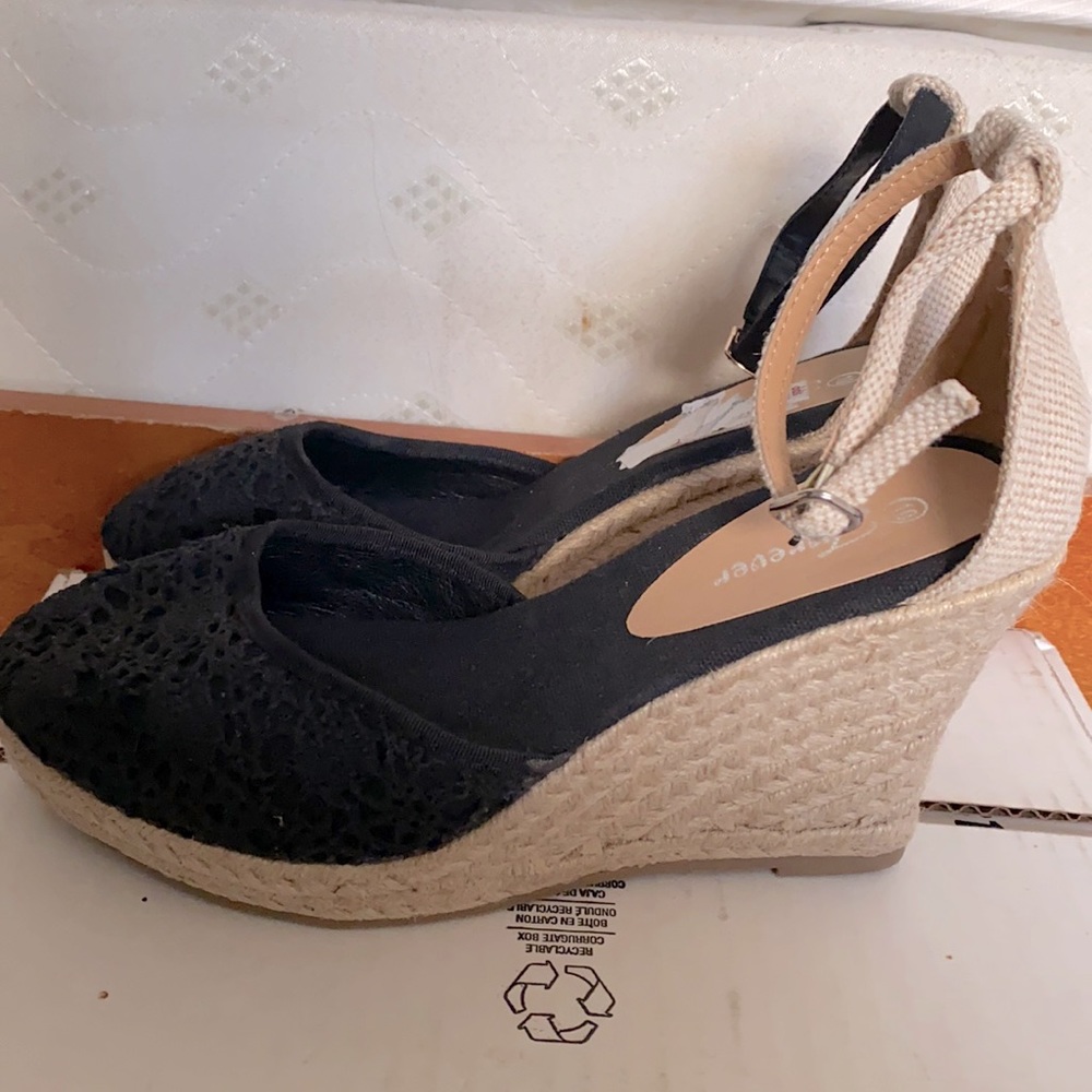 Shoes heels platform block